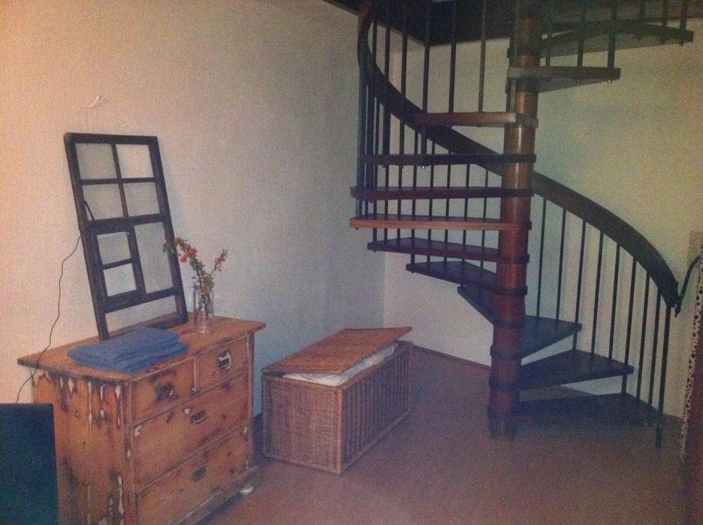 Ferienwohnung Freiburg Herdern Camera foto